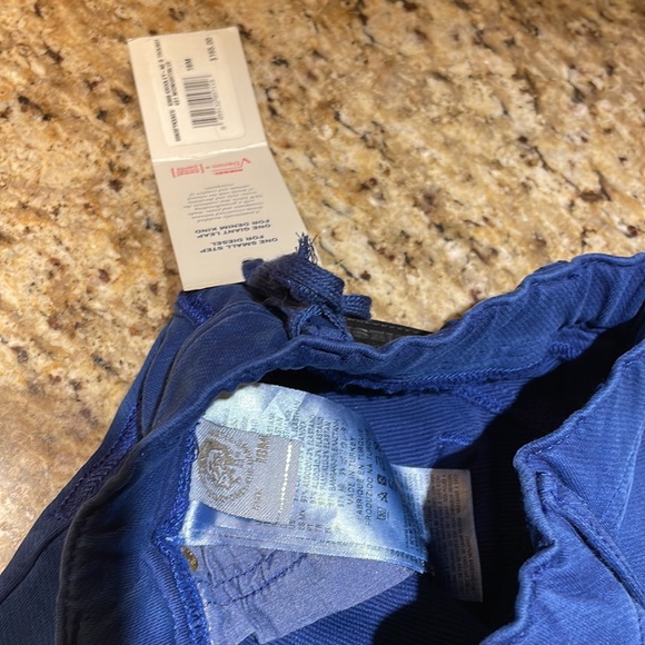 Never worn disel jeans - Picture 4 of 6